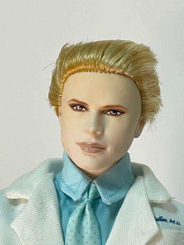 Action figure semi-articolata