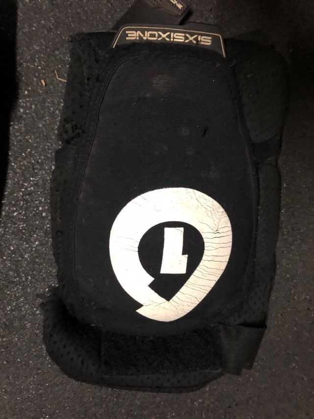 Rodilleras SIXSIXONE talla L