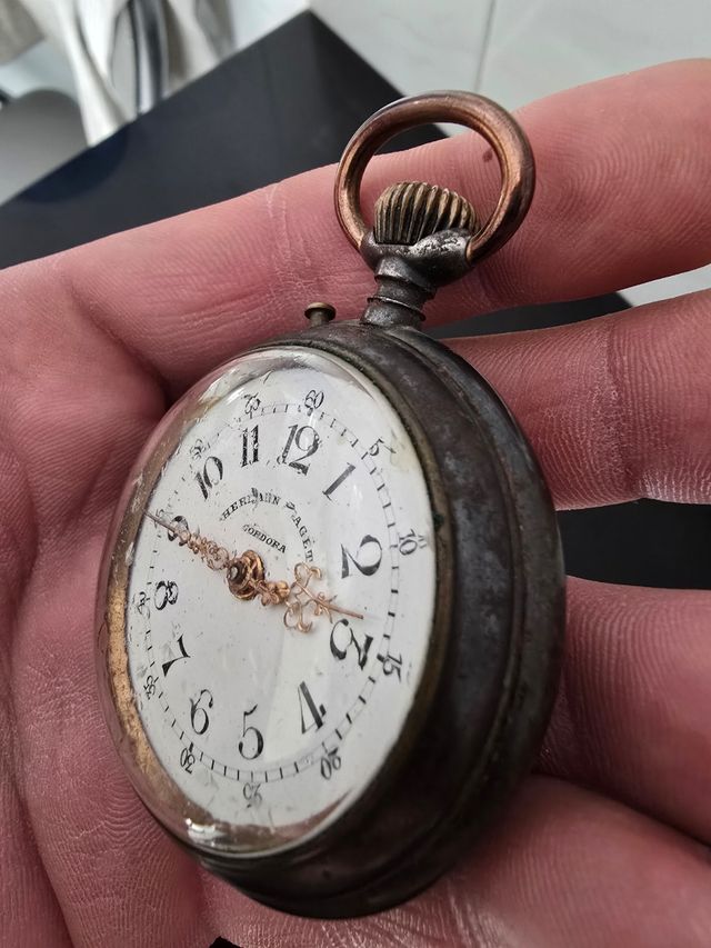 RELOJ DE BOLSILLO TLF.683469031