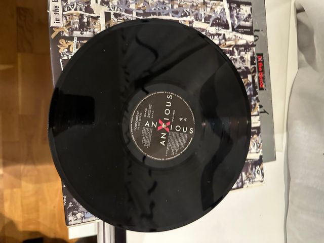 Disco vinilo london beat in the blood