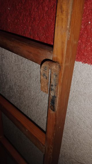 ESCALERA MADERA AUTOCARAVANA. 