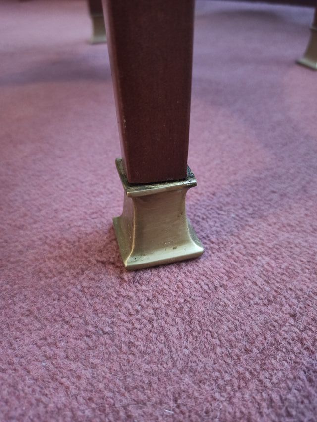 MESILLA GUARDA PERICO