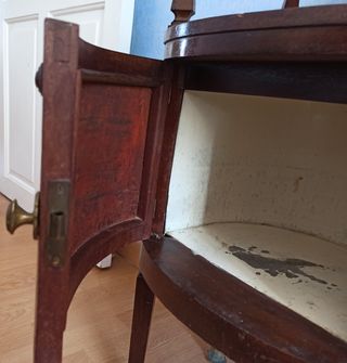 MESILLA GUARDA PERICO