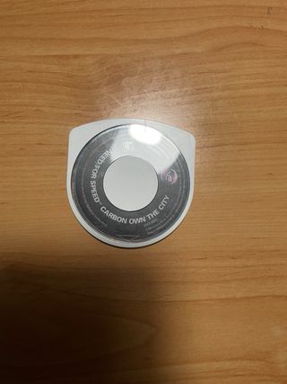 6 juegos Psp y estuche para Psp