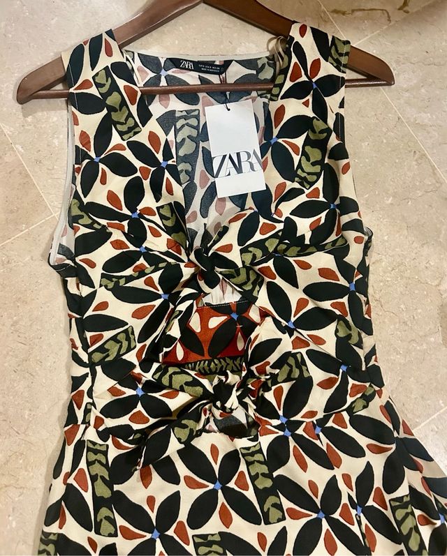 Vestido Cut Zara XS