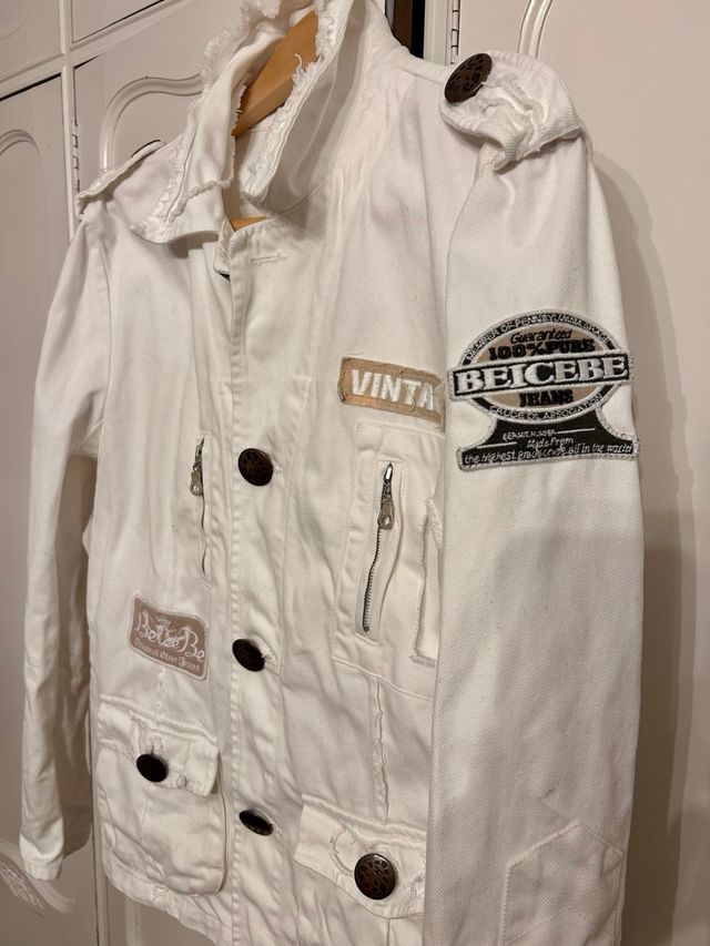 Cazadora vaquera blanca vintage de Beicebe Jeans