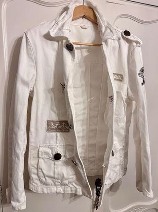 Cazadora vaquera blanca vintage de Beicebe Jeans