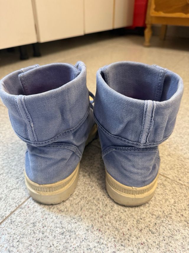 Botas Zapatillas Natural World