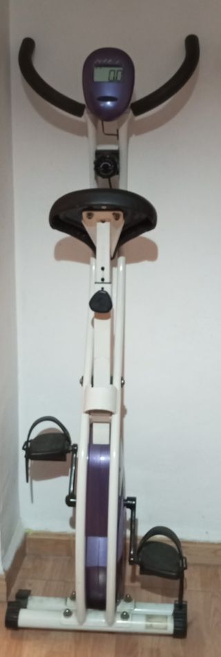 Bicicleta estática plegable 