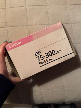 Teleobjetivo Canon 75 / 300