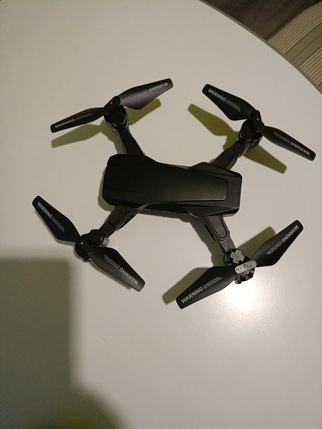 Drone  maginon