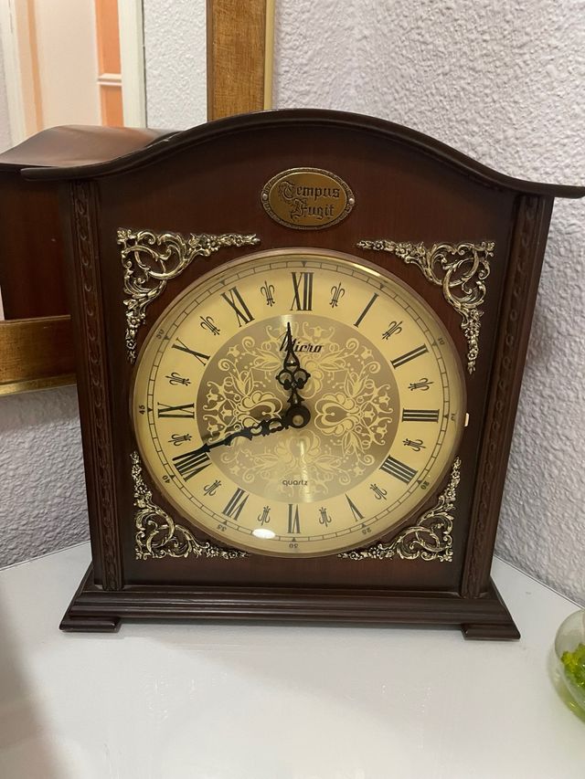 Orologio da tavolo antico