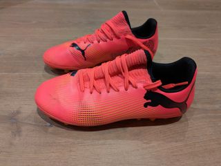 Botas de fútbol niño