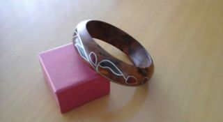 Pulsera de madera de olivo