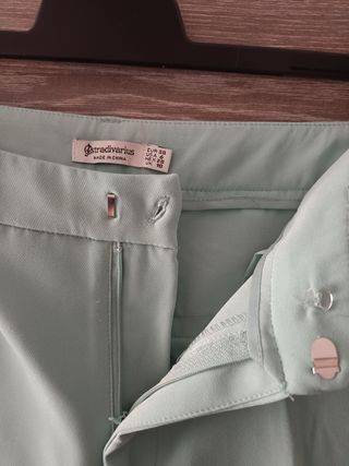 Pantalón de pinzas verde agua