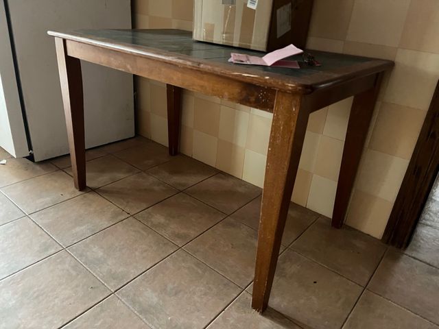 Muebles y estanterias rusticos varios