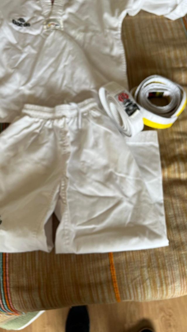Traje artes marciales juvenil taekwondo