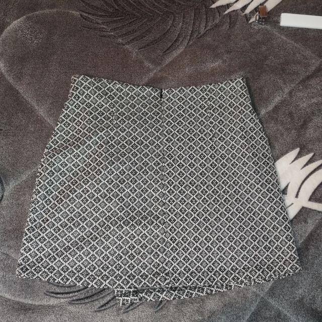 Falda Corta Plateado