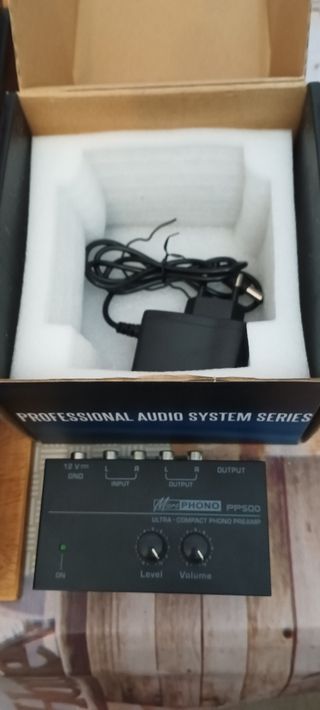 Lote plato Sony y amplificador nuevo. 