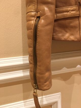 CAZADORA DE PIEL DE MASSIMO DUTTI