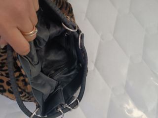 Borsa a secchiello tigrata 