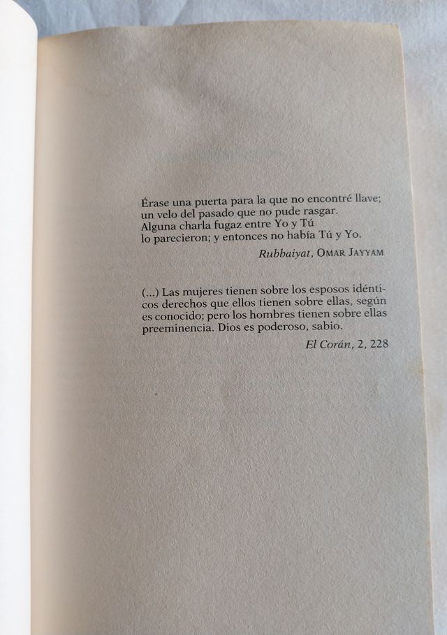 Las Virgenes Del Paraiso (Cronica de una vida desgarrada entre dos mundos., Mitos de Bolsillo.)