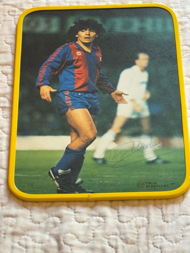 Maradona autografo y dedicatoria portaretrato