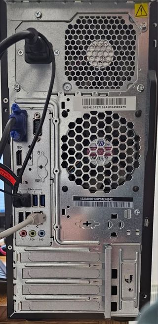 Pc Lenovo Workstation P300