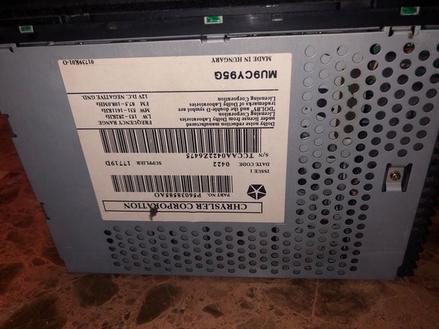 Radio CHRYSLER VOYAGER