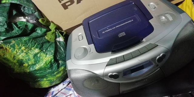 Reproductor Radio Casete con cd Philips