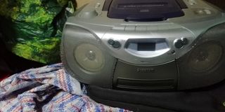 Reproductor Radio Casete con cd Philips 