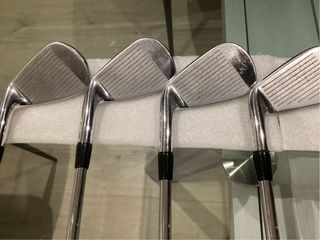 Set Palos de Golf Titleist CB 710