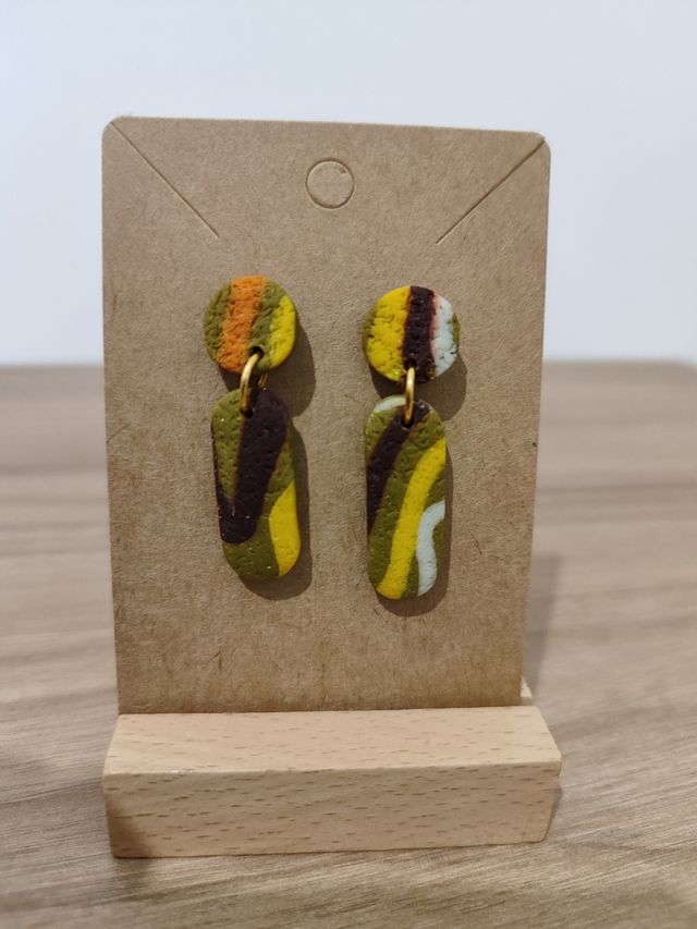 Pendientes multicolor hecho a mano