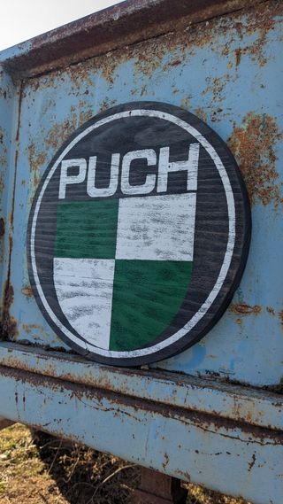 Cartel Logo Puch