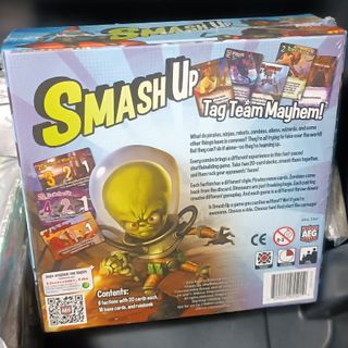 Smash Up - Board Game