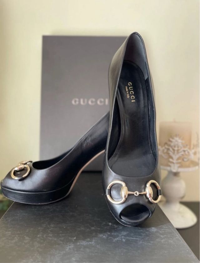 Zapaptos gucci talla 38