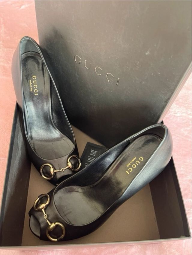 Zapaptos gucci talla 38