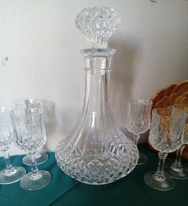 Garrafa licor cristal d'arques e copos