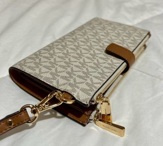 Cartera con compartimento para el movil