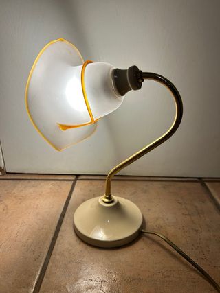 Lampara de mesa antigua