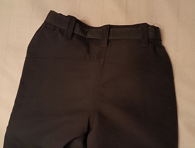 Pantalón Neak peak nuevo , niño,  T-6