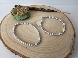 Pulsera elástica howlita 4 mm