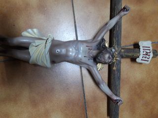 Cristo crucificado escuela Dimosa 