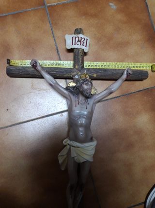 Cristo crucificado escuela Dimosa 