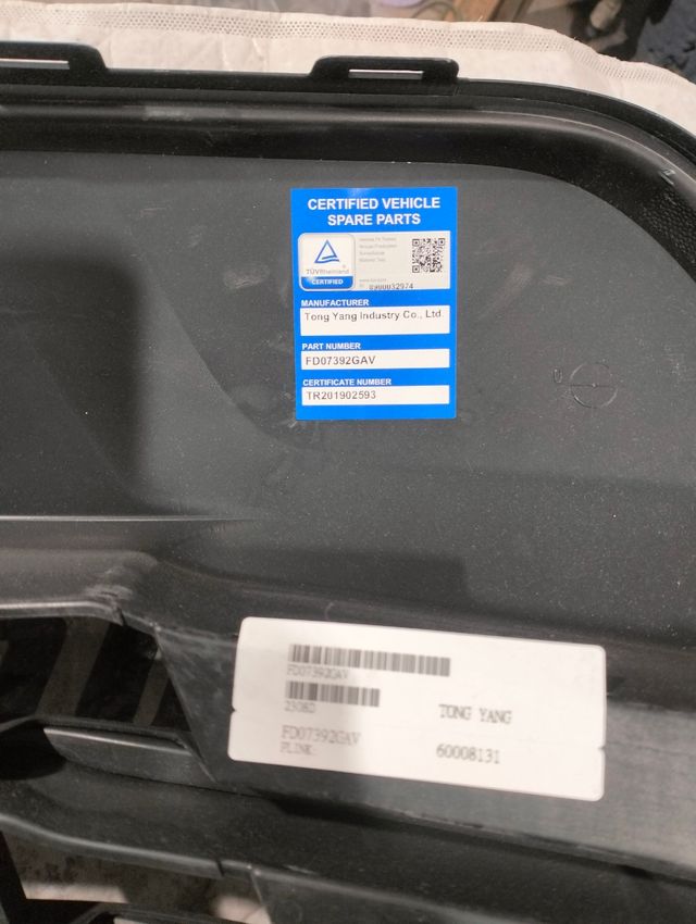 Rejilla delantera Ford Transit Custom