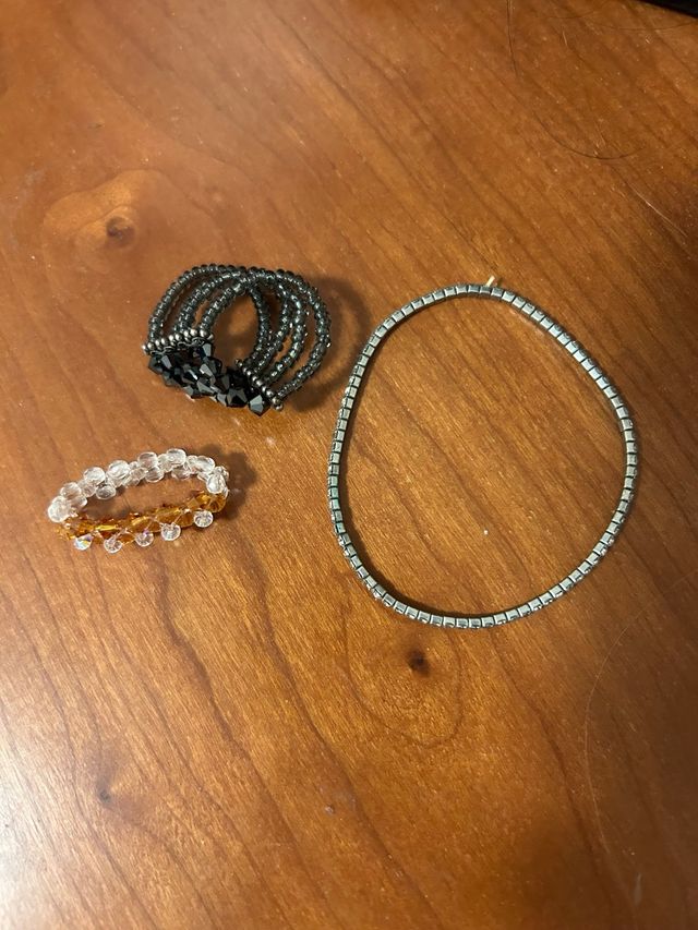 Set due anelli e un bracciale