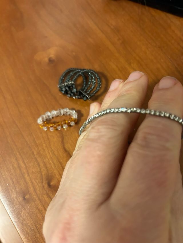 Set due anelli e un bracciale