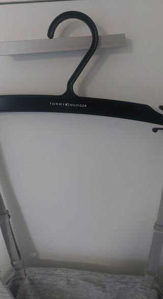 Sujetador deportivo Tommy Hilfiger a estrenar