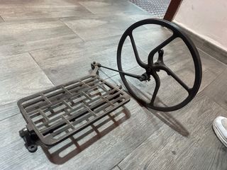 Maquina de coser antigua