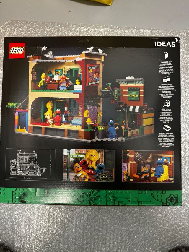 LEGO 21324 Barrio Sesamo SIN ABRIR